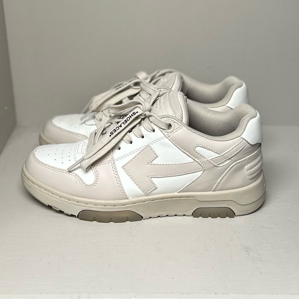 🤍 OFF-WHITE Out Of Office Sneaker 🤍